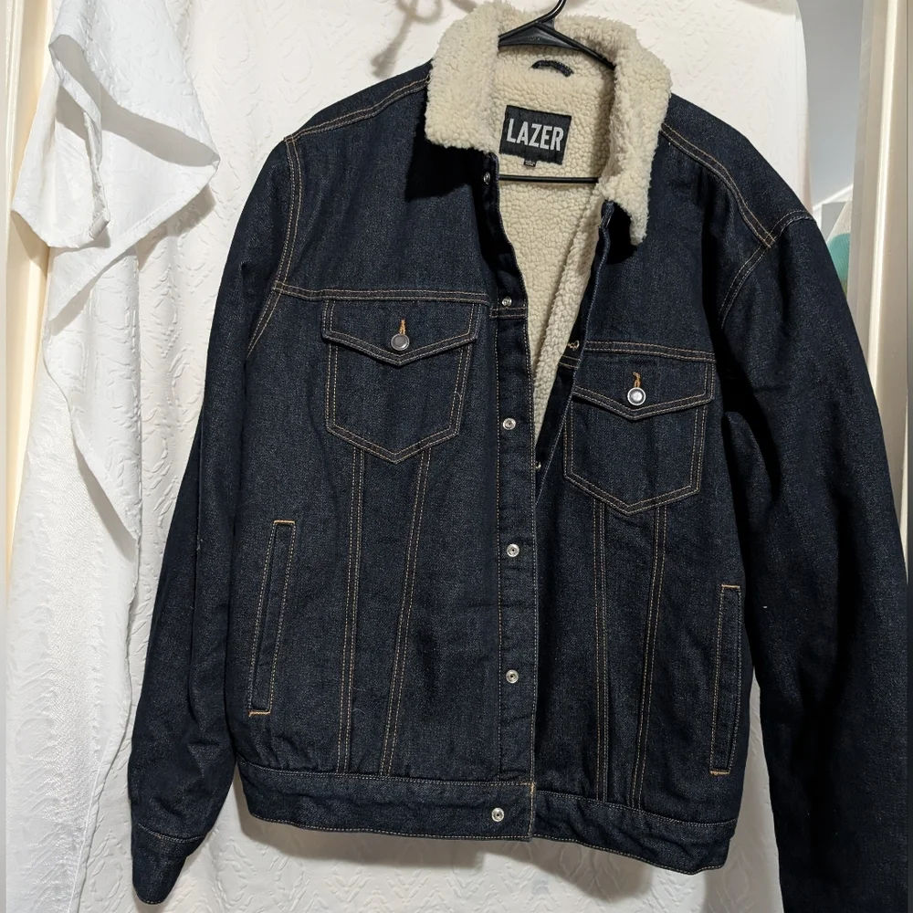Jacket - Picture 1 of 3